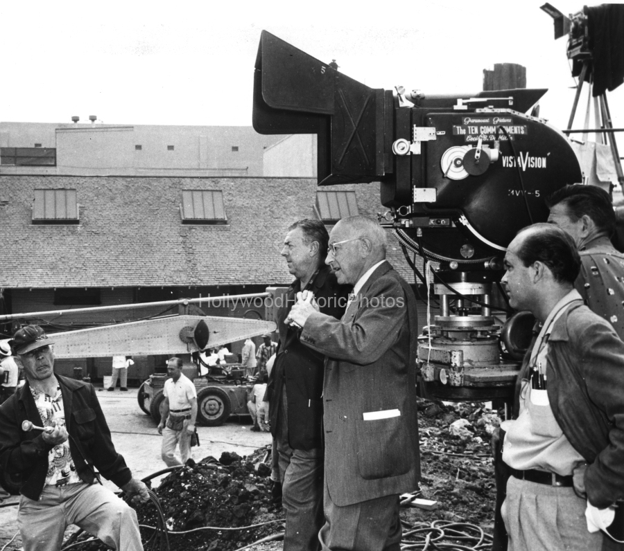 Ten Commandments 1956 Cecil B DeMille.jpg